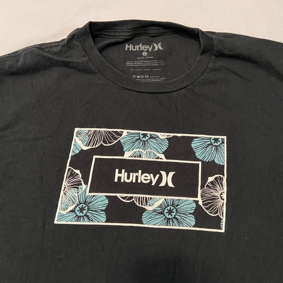 Hurley T-Shirt - Picture 2 of 3